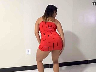 Amateur Prostitute Seduces Big Black Cock in Bedroom.