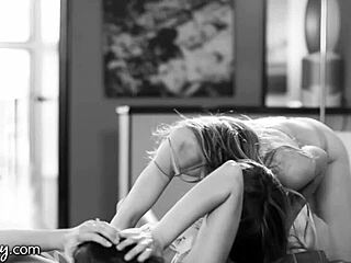 Girlsway - rollspel med mig, specialleverans med Riley Reid