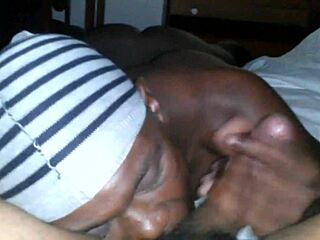 live cam show featuring transsexual model