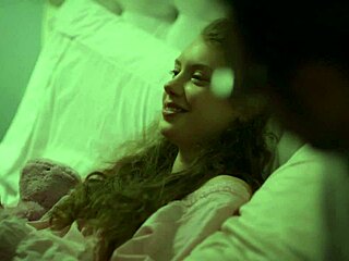 Missax - Ciuman Terakhir Beruap Jane Wilde Dan Elena Koshka!