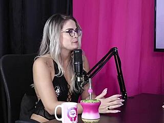 i saw a weird cock for the first time, the balls were saggy, but i licked it despite the disgust