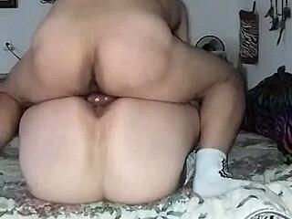 these big tits on display in homemade amateur scenes, what a surprise