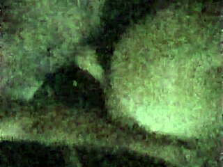 I, as a cumslut, love gettin' facials all over my face.