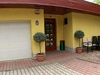 i watch this reality scene with a skinny young person