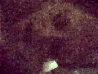 I, as a cumslut, love gettin' facials all over my face.