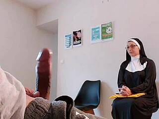 Изваждам си кура пред никого в чакалнята на зъболекаря!