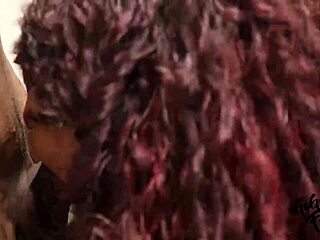 Black Christmas with Gogo and LadiiPhonix in a wild 3some