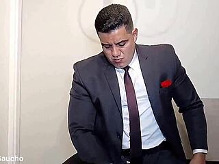 I'm so ready for Christmas with hardcore gay action!