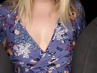 야 젖은 털보 년 켄드라 차 안 보지 만지작 공공 POV 재미