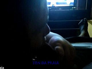 Amateur couple enjoys a reality show and oral pleasure in the dark