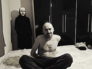 If you're addicted to pornstars, watch this amateur video to the end