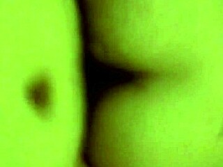 Em Nhung Showcases Her Big Breasts and Flat Stomach