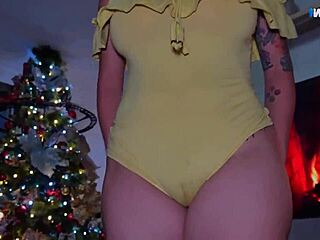 Fucking my beautiful Colombian friend on Christmas night