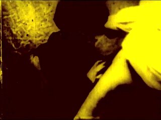 Тайният ми живот зад затворени врати във викторианската епоха