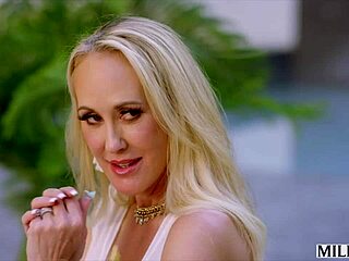 Sial! Bombshell MILF Brandi Selingkuh dari Suami Saat Dia Dengar!