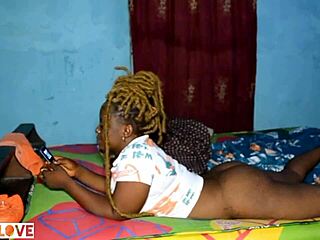 We had an intense session after she finished stroking my arm.