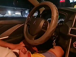 Dia Suck Kote Aku Dengan Ghairah Semasa Drive Ke Pantai Dengan Pinay Lovers PH