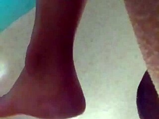 I suck on that pussy so good.