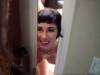 ฉันเย็ดเมียชอบช้อปด้วยจู๋ใหญ่ในเซสชั่นกลุ่มร้านค้า