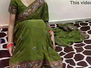 Indian stepmom's secret kitchen romp with stepson, dad clueless