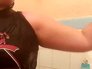 Check out this fetish for wet bra in bath with small tits