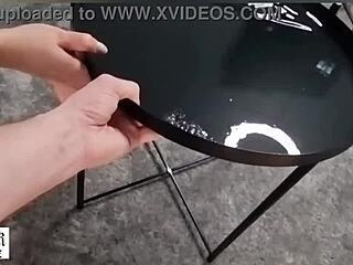 Nasse und wilde Spiele mit Rebecca Sharon beim Anal-Erkunden