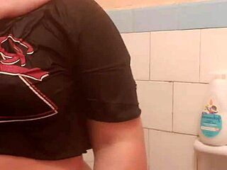 Check out this fetish for wet bra in bath with small tits