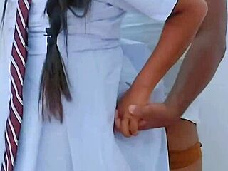 18+ stelletje heeft stomende close-up seks