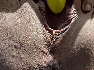 Kandi Laigne доминирует над твоим лицом, трогая себя