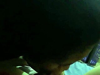 Intens natteknull med latina kones rumpe