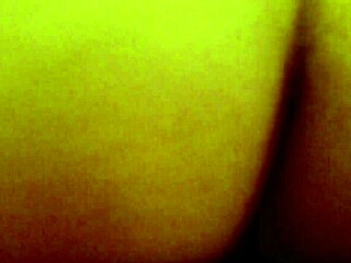 Biggest ass bitch deepthroats and rides in intense 3some