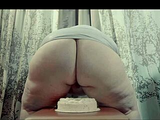 what do you want for your birthday, itskyliebbw? bbw cake sitting?