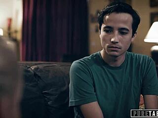 Ревнивый сын соблазняет мачеху для анального отмщения отчиму от Pure Taboo