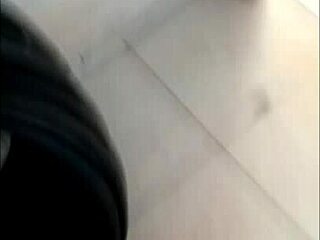 Aninha's anal submission and vocal pleasure in group sex