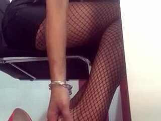 Dominalucia Dominatrix Findom With Grid Stockings And Shoes Hypnotizing Slaves On Webcam