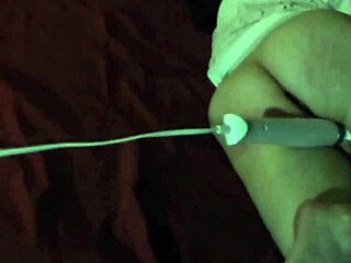 gigi uses hitachi and plug for some solo fun