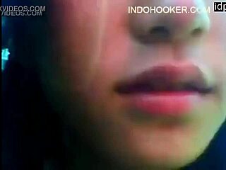 Indonesian amateur girl gets fucked on a farm