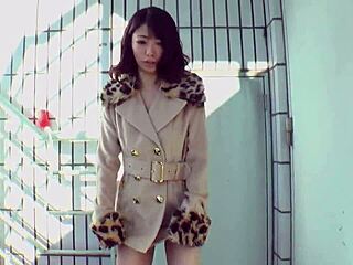 Ami Kiuchi's Shaved Pussy Creampie Scene