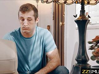 फंसी बेबीसिटर को टैबू डॉगी सीन में हार्ड चोदा