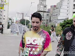 Dei Meu Rabo Pro SKATISTA GOSTOSO in Intense Bareback Action With Big Cock!