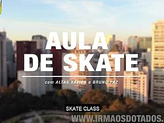 Dei Meu Rabo Pro Skatista Gostoso em Ação Bareback Intensa Com Pau Grande!