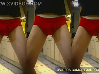 Maduro Delgado Muestra La Verga en Calzones Rojos Fetiche Exhibicionista Alejandro Mistral Video Porno Gay Erótico