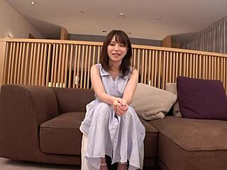 หมอฟันสวยงาน AV ช็อตแรกด้วยการดูดควยสุดแรงและฉีดน้ำเงี่ยน