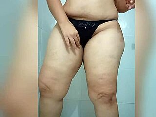 i twerk sexy and my vagina gets wet 😍