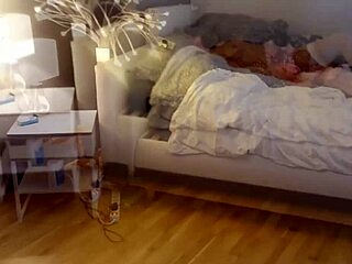 tati-love shares her story in a casual chat