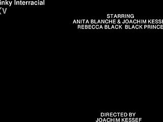 Анита Бланш жаждет жёсткого траха и фистинга в диком экшене