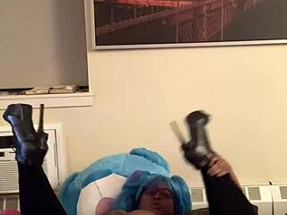 Hazelnutxxx's Halloween Cosplay Hints at Her Shaved Pussy in Blue Hair