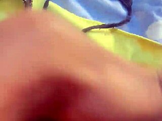 hot girl gets fingered in public