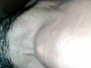 i love this interracial ebony milf. black mama amateurs turn me on.