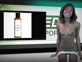 金发和棕发业余爱好者裸露原始现实